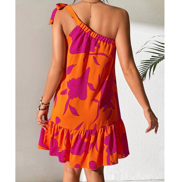 Maternity Vibrant Floral Print One Shoulder Ruffle Hem Mini Dress - Picture 3 of 8